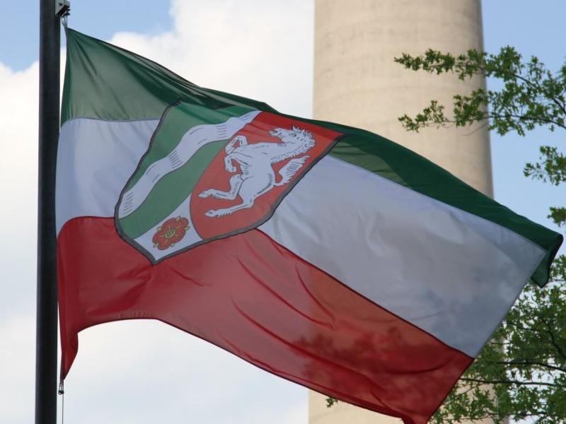Flagge des Landes Nordrhein-Westfalen
